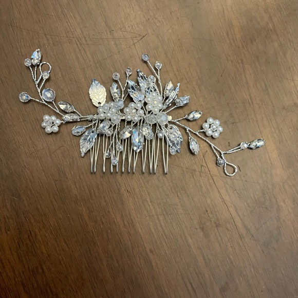 Hair comb never used - Picture 2 of 3